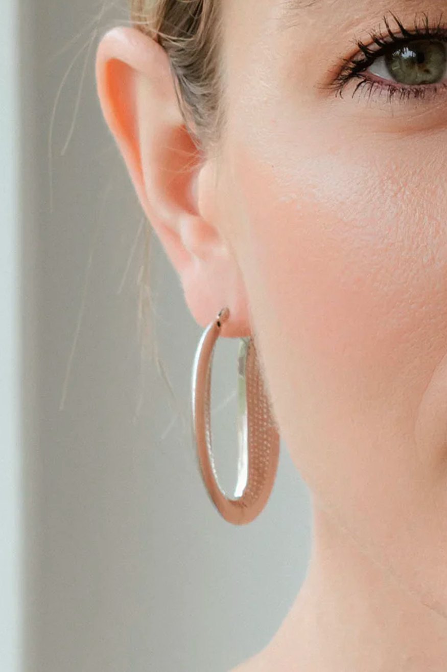 Aretes ovalados Juliet Aurel Ugga